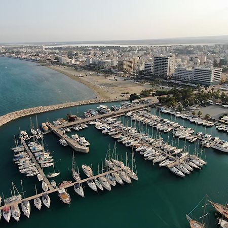 Citycenter Rooms Next To The Beach Larnaca Extérieur photo